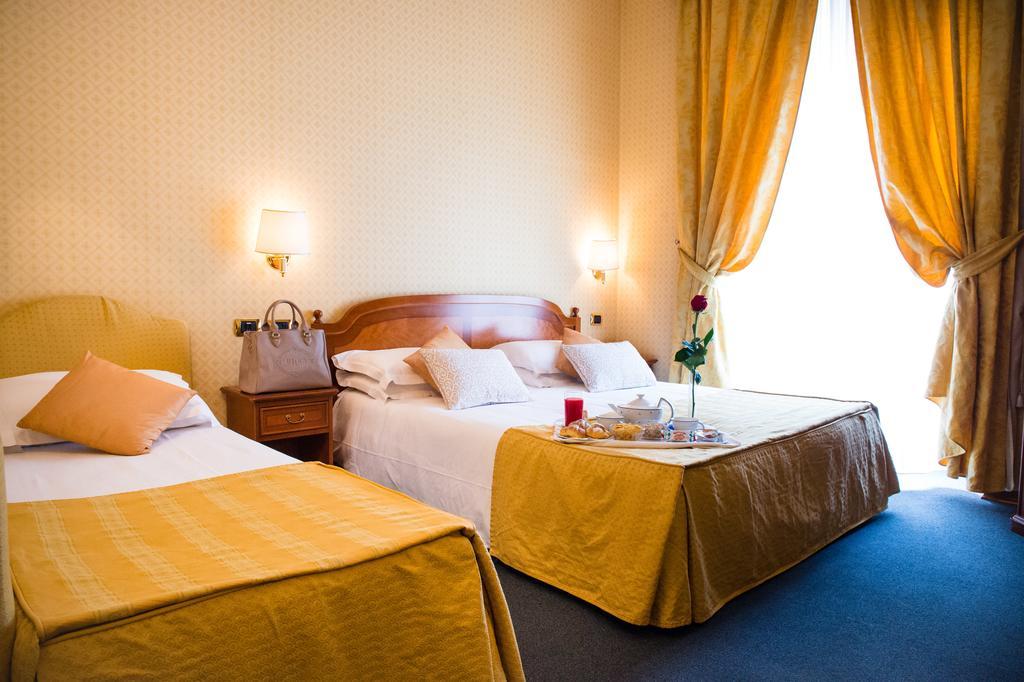 Hotel Amadeus 3*
